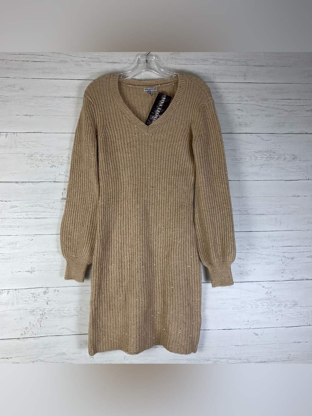 NWT Nina Leonard beige V-Neck Sweater Dress Size M Balloon Sleeve Midi